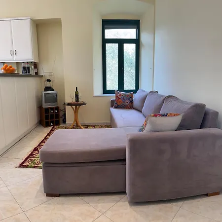 Apartment Sunshine 2 Leonidio